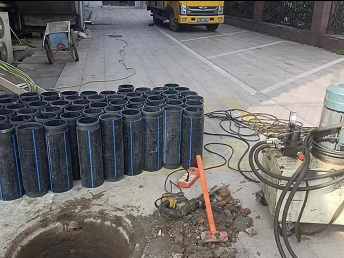 塘厦PE置换管厂家 DN315置换管 非开挖管短管置换